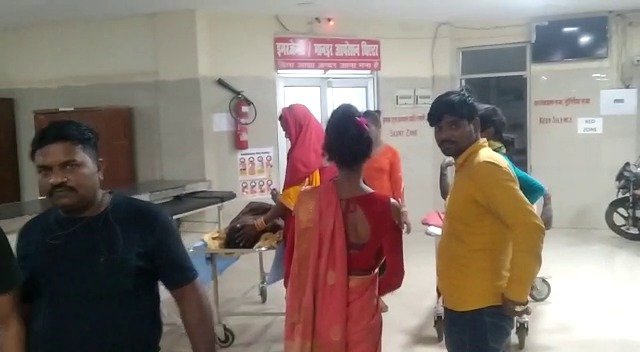 शोला बना ऑटो जिन्दा जल गए ६ किन्नर जाने पूरा मामला