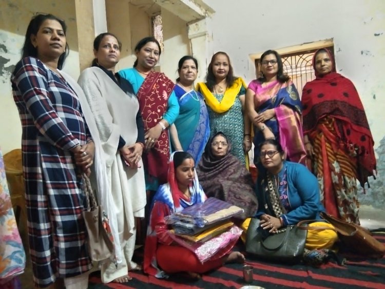 सृष्टी फाउंडेशन के सौजन्य से वेंडर के पुत्री विवाह में सहयोग प्रदान किया