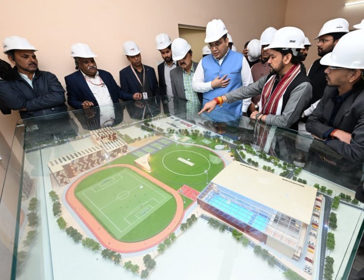ICC के मानकों पर तैयार हो रहा सिगरा मैदान अब और बड़ा होगा,  खेल मंत्री अनुराग ठाकुर ने मांगा प्रस्ताव