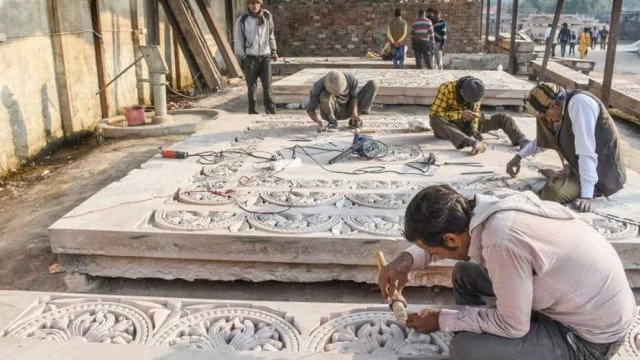 मठ-मंदिर व कुंडों के जीर्णोद्धार, नगर के उद्धार से 'राम के राज्य' का सपना हो रहा साकार