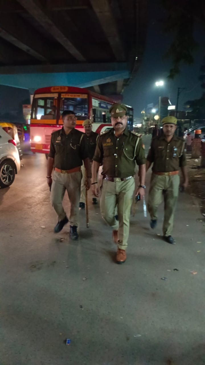 सिगरा में पुलिस ने हटवाया अतिक्रमण