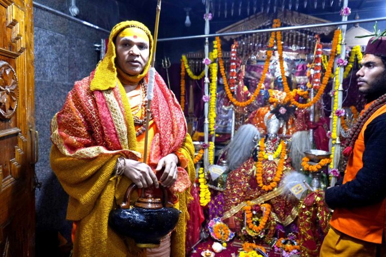 ज्योतिष पीठाधीश्वर जगद्गुरु शंकराचार्य जी पहुंचे यमुनोत्री धाम खुशीमठ