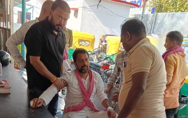 सपा नेता हरीश मिश्रा को जेल भेजा गया, करणी सेना विवाद से जुड़ा मामला तूल पकड़ा