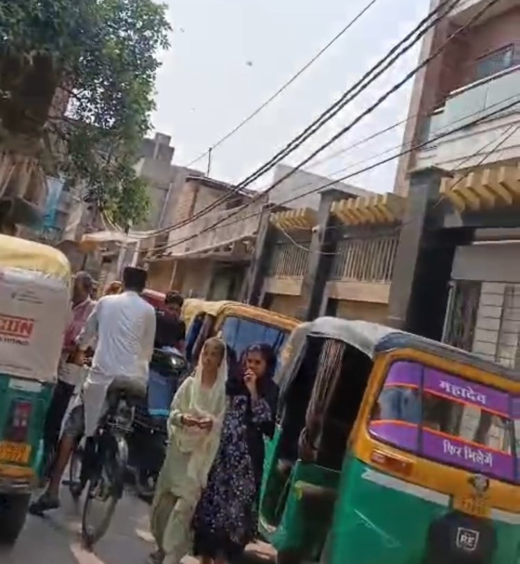 पुलिस की सह पर संचालित हो रहे हैं अवैध आटो स्टैंड, क्षेत्रीय परेशान